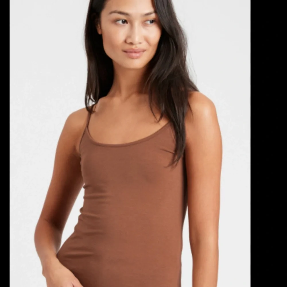 Banana Republic True Hues Camisole Tank - Picture 2 of 3